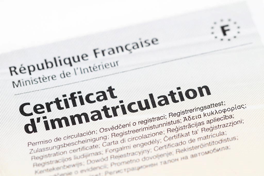 découvrez l'importance de la carte grise pour les suv : un document essentiel pour la légalité, l'assurance et l'identification de votre véhicule. informez-vous sur son rôle et les démarches à suivre pour l'obtenir.